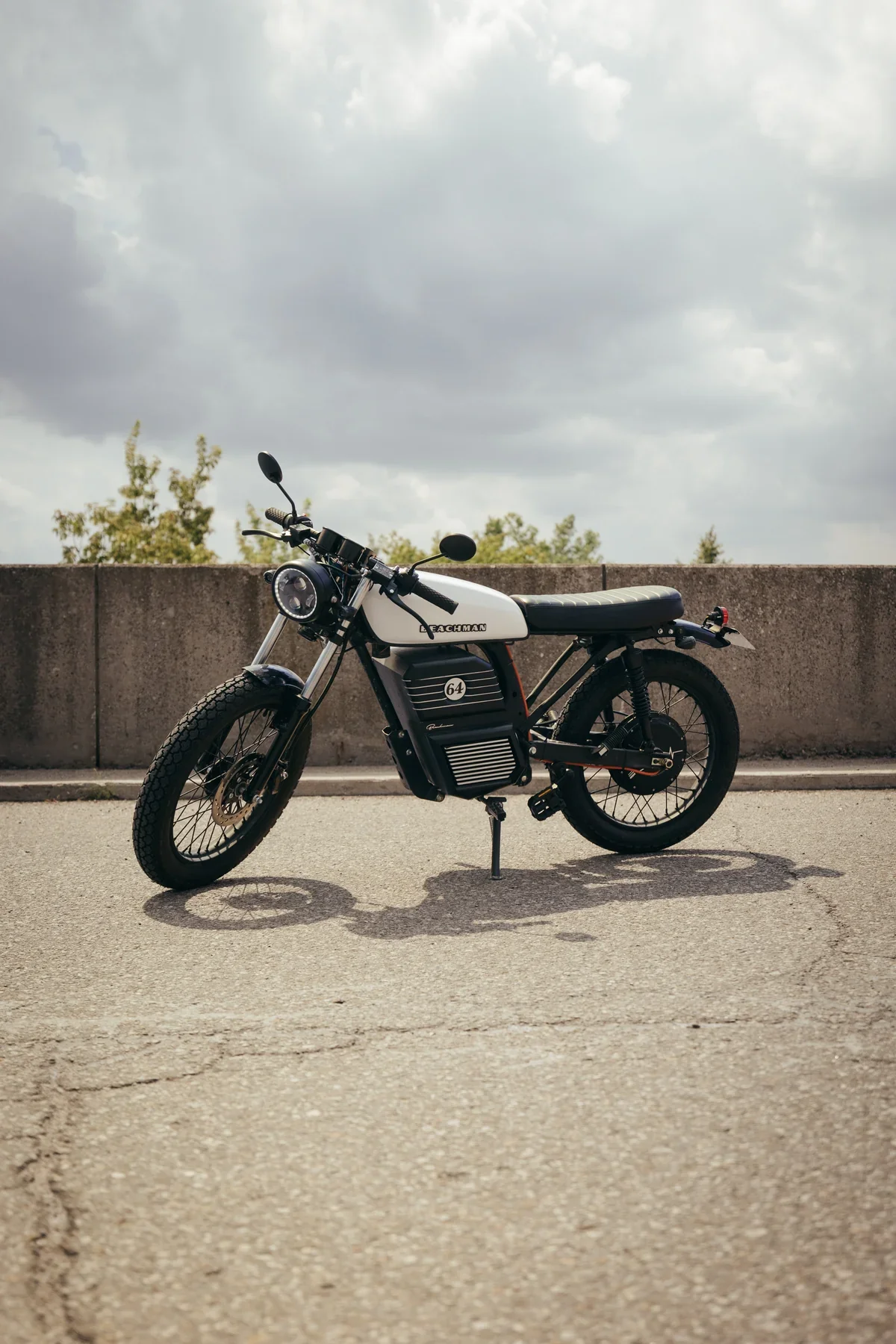 Beachman 64 | Electric Cafe Racer E-Bike & Moped - Image 3