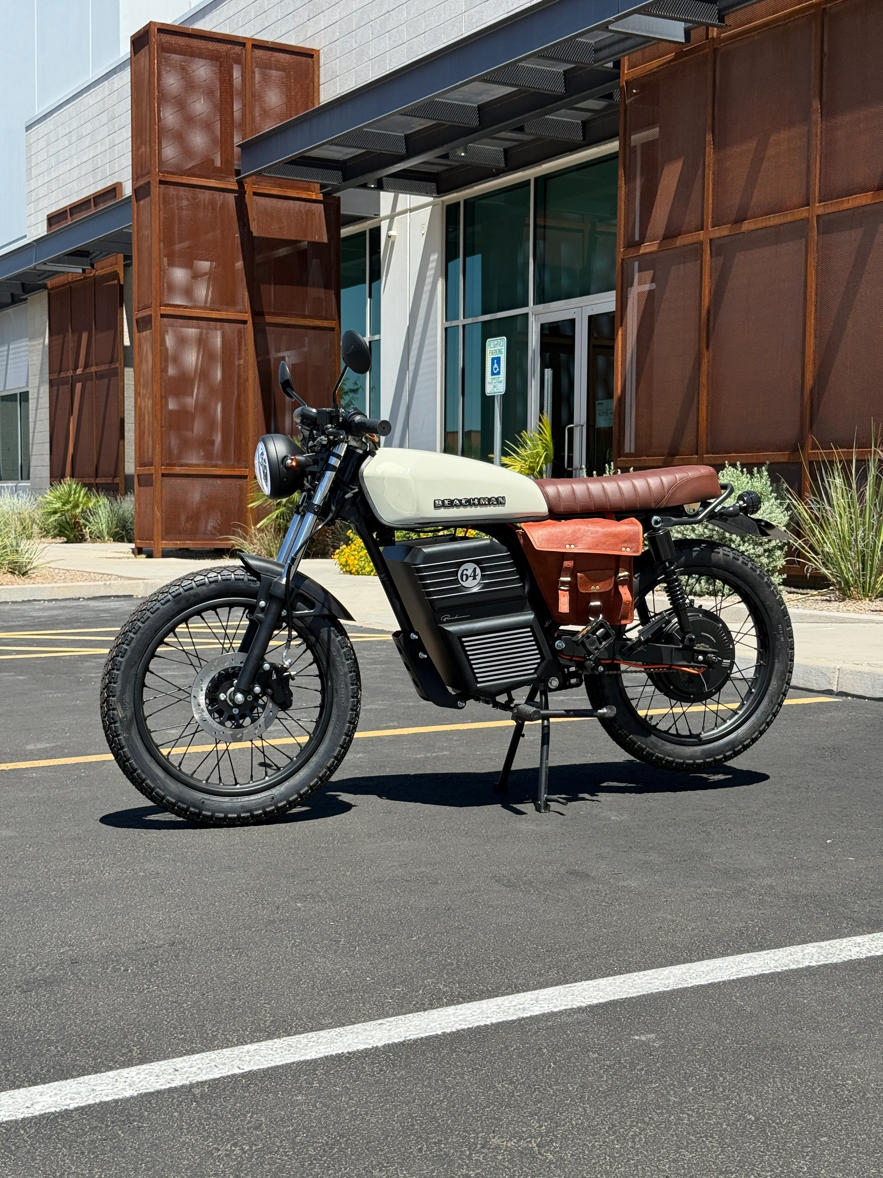 Beachman 64 | Electric Cafe Racer E-Bike & Moped - Image 5
