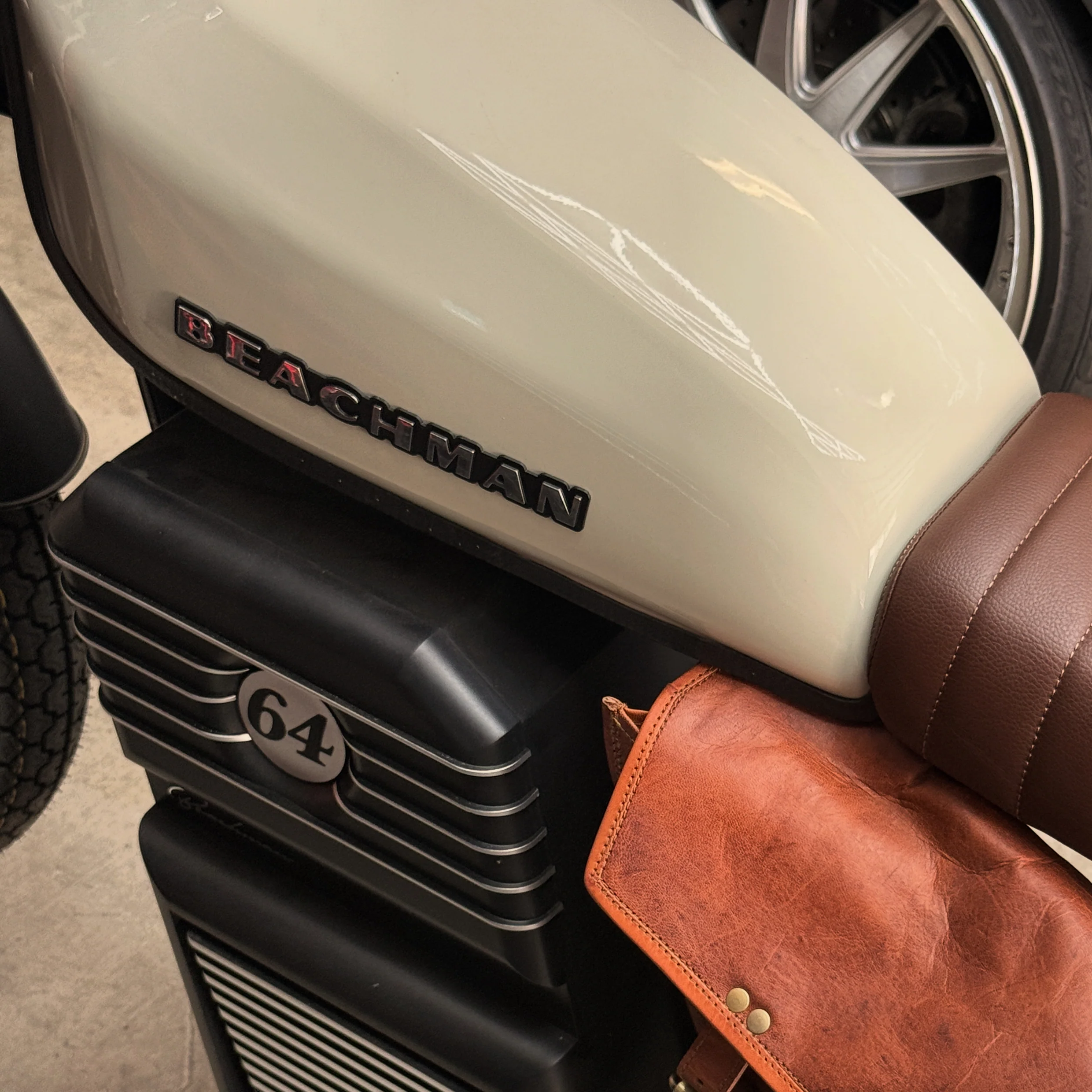 Beachman 64 | Electric Cafe Racer E-Bike & Moped - Image 10
