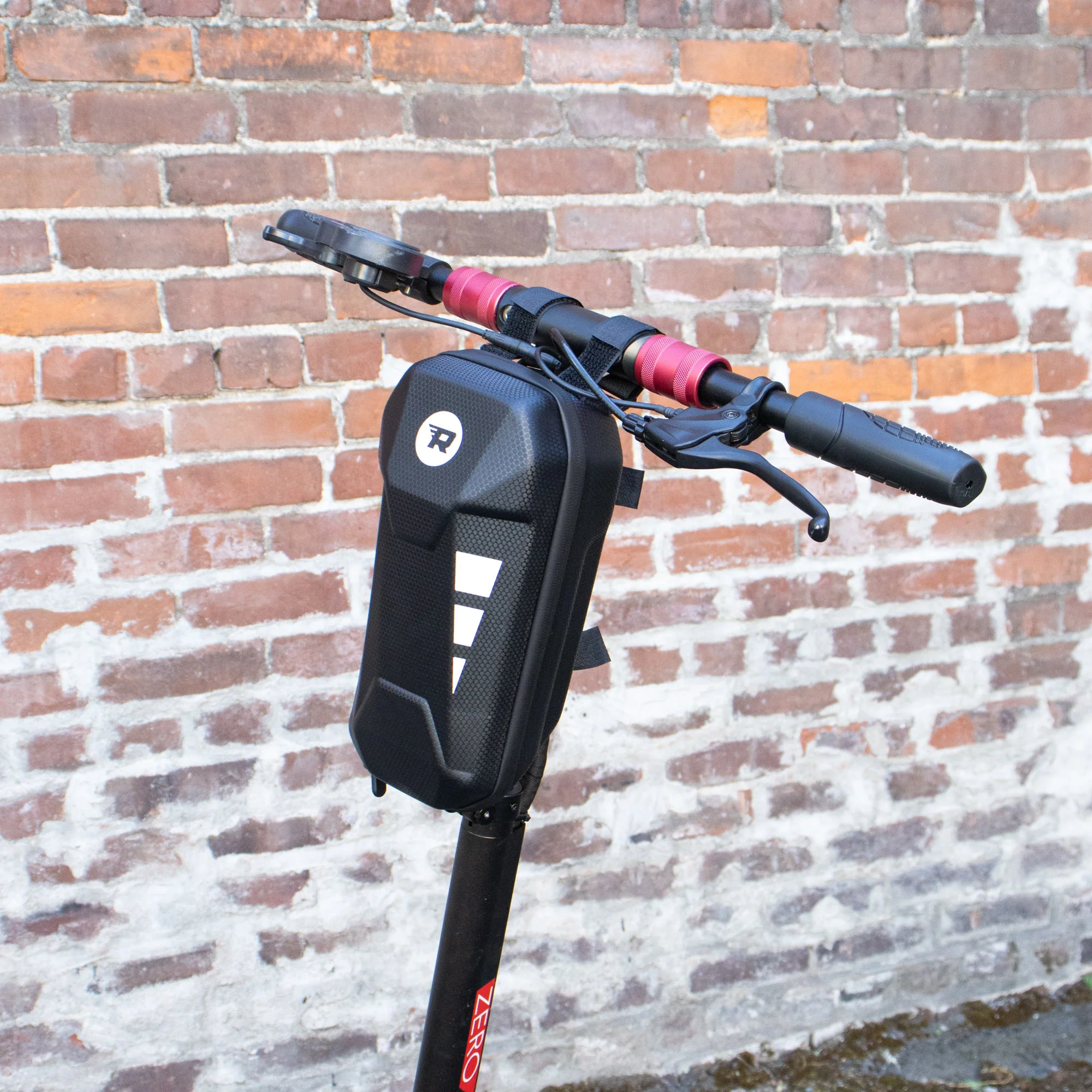 REV Rides Reflective Scooter Pouch - Image 14
